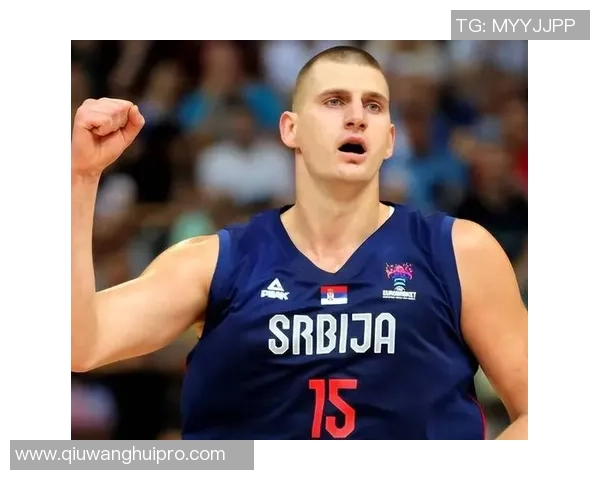 约基奇半场表现如同游戏般轻松7投5中贡献10分4篮板6助攻